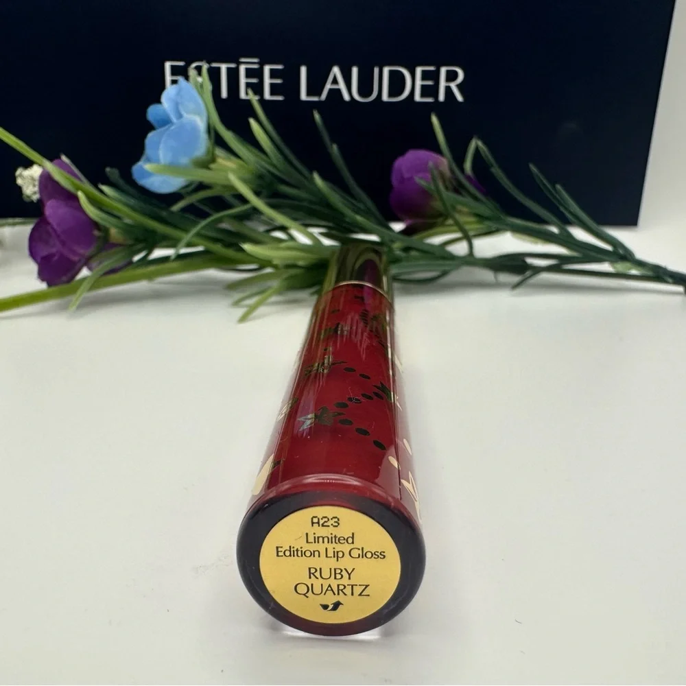 Estée Lauder Limited Edition Lip Gloss in RUBY RED ~ New!